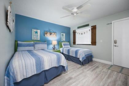 Sea Dancer 210 2BR Beach Front Pool Wi-Fi Sleeps 6 - image 13