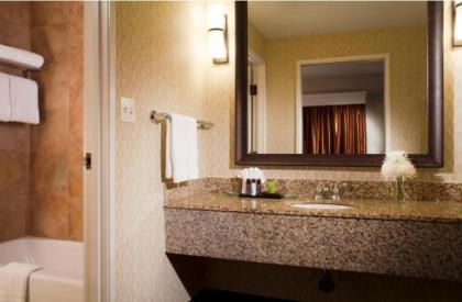 Embassy Suites by Hilton Flagstaff - image 5