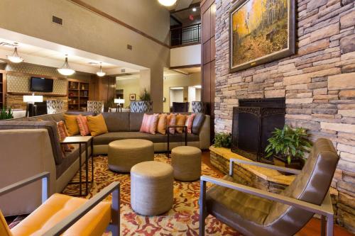 Drury Inn & Suites Flagstaff - image 3