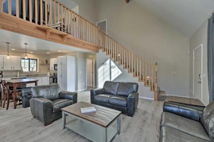 Spacious Family Home Surrounded by Mtn Views! - image 6