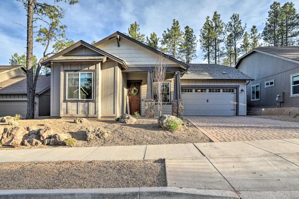 Chic Modern Flagstaff Home W and Hot Tub and Fire Pit - main image