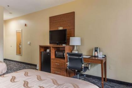 Quality Inn & Suites Hendersonville - Flat Rock - image 11