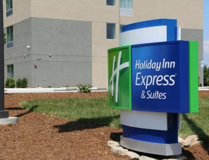 Holiday Inn Express & Suites - Hendersonville SE - Flat Rock an IHG Hotel - image 15