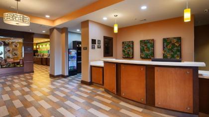 Best Western Plus Flatonia - image 8