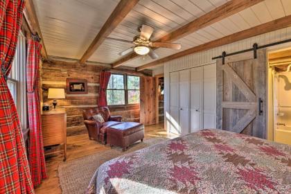 Rustic Courage Cabin with Mountain and River View - image 10