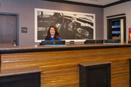 Hampton Inn and Suites Flint/Grand Blanc - image 16