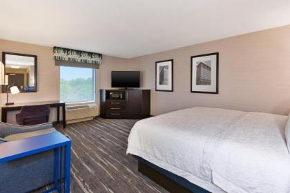 Hampton Inn and Suites Flint/Grand Blanc - image 17