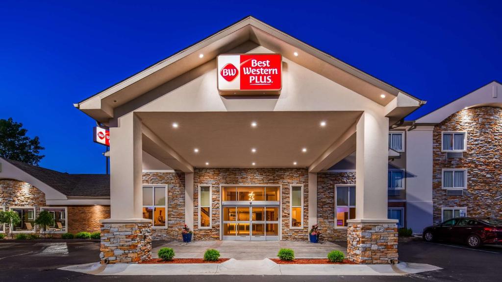 Best Western Plus Flint Airport Inn & Suites - main image