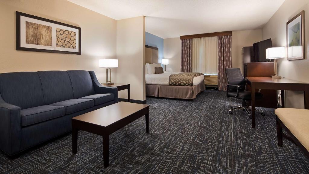 Best Western Plus Flint Airport Inn & Suites - image 5