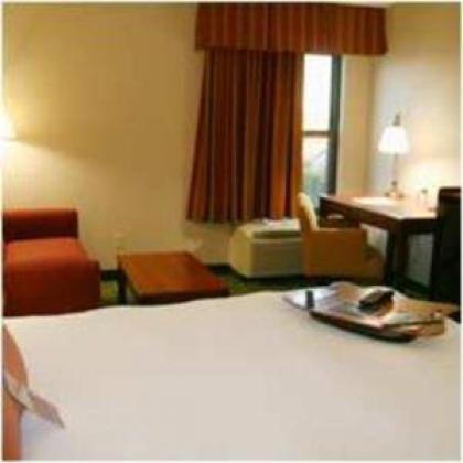 Hampton Inn Florence Midtown - image 7