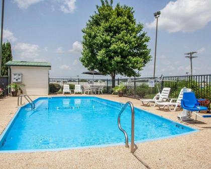 Quality Inn Florence Muscle Shoals - image 8