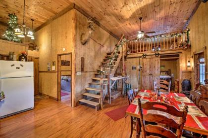 The Bovard Lodge Rustic Cabin Near Ohio River! - image 11