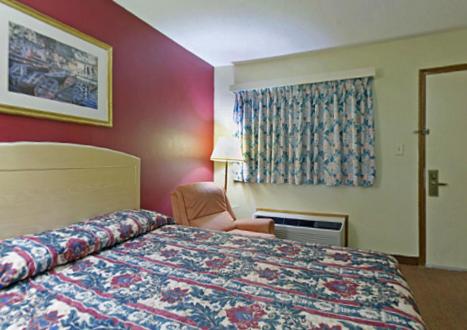 Americas Best Value Inn-Florence/Cincinnati - image 7