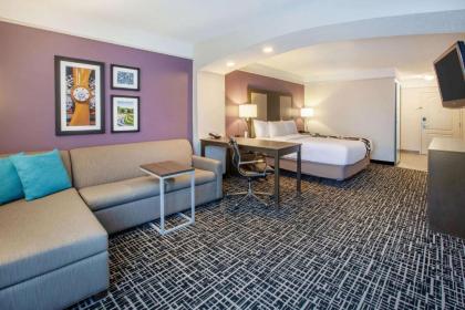 La Quinta by Wyndham Cincinnati Airport Florence - image 15