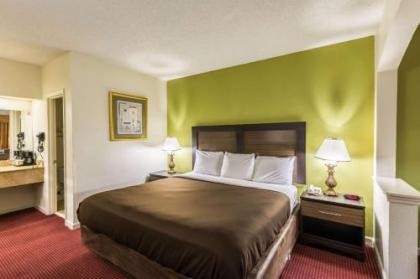 Suburban Extended Stay Hotel Florence - image 5