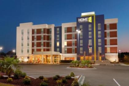 Home2Suites by Hilton Florence - image 2