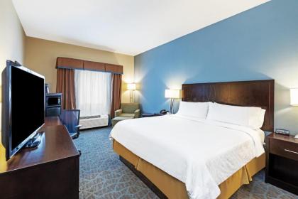 Holiday Inn Express Hotel & Suites Floresville an IHG Hotel - image 13