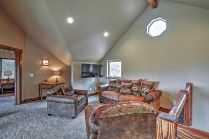 Luxurious Florissant Mtn Home with Pikes Peak Views! - image 8