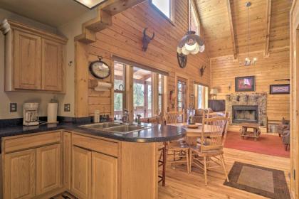 Log Cabin with Mountain Views about 30Mi to Pikes Peak - image 8