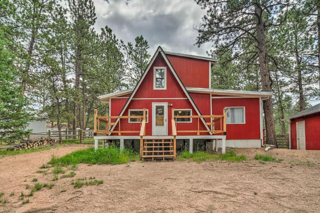 Rustic A-Frame Hideout Near National Monument - main image