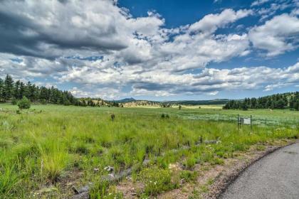 Rustic A-Frame Hideout Near National Monument - image 3