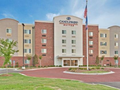 Candlewood Suites Flowood Hotel - image 2