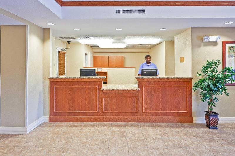 Candlewood Suites Flowood Hotel - image 5