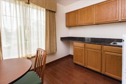 Hawthorn Suites by Wyndham Allentown-Fogelsville - image 12