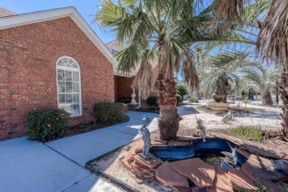 Beautiful Spacious Home With A Private Pool For The Entire Family Or Ball Team! Sleeps up to 22! - image 13