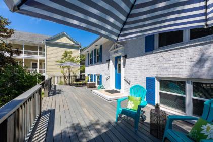 1010 E Ashley - Two Kitchens - Steps to Beach - image 3