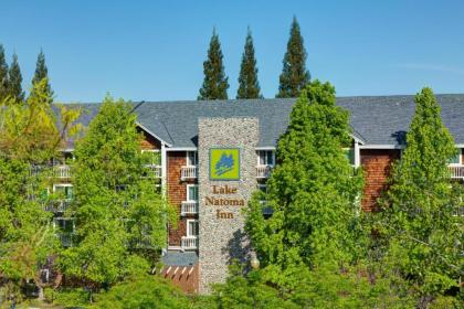 Lake Natoma Inn California