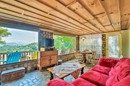 Mountain Cottage with Views Near Tail of the Dragon! - image 15