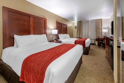 Comfort Inn Fontana - image 9