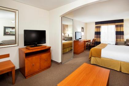 Holiday Inn Express Forest City an IHG Hotel - image 7