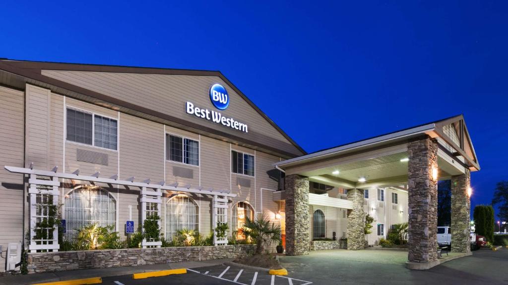 Best Western University Inn and Suites - main image