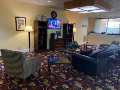 Americas Best Value Inn Forest - image 8