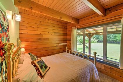 Peaceful Retreat on 10 Acres Less Than 7 Miles to La Push - image 13