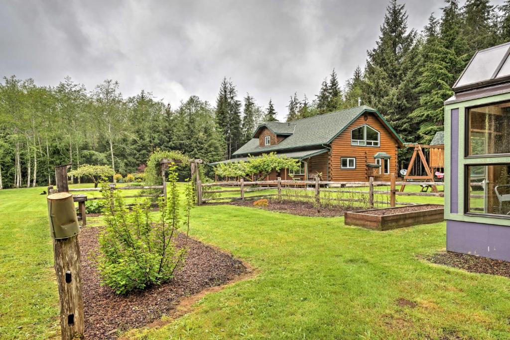 Peaceful Retreat on 10 Acres Less Than 7 Miles to La Push - image 3