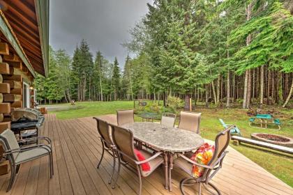 Peaceful Retreat on 10 Acres Less Than 7 Miles to La Push - image 6