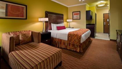 BEST WESTERN PLUS Christopher Inn and Suites - image 7