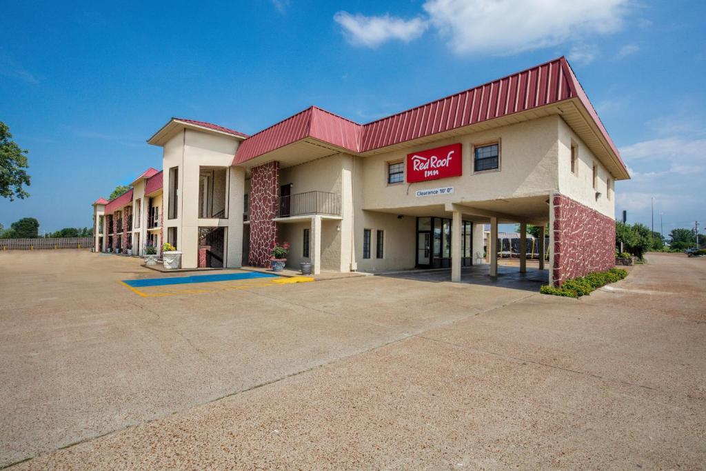 Red Roof Inn Forrest City - main image