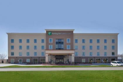 Holiday Inn Express Hotel and Suites Forrest City an IHG Hotel - image 1