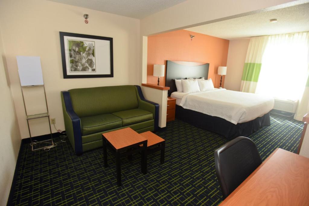 Fairfield Inn by Marriott Forsyth Decatur - main image