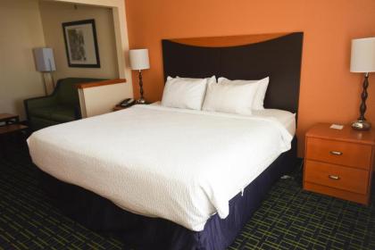 Fairfield Inn by Marriott Forsyth Decatur - image 9