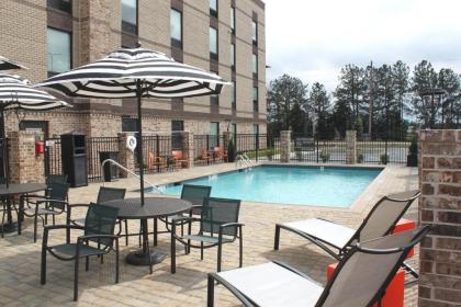 Hampton Inn Forsyth - image 2