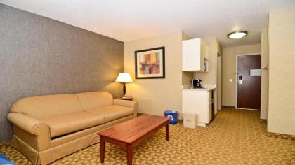 Holiday Inn Express Hotel & Suites Fort Atkinson an IHG Hotel - image 11