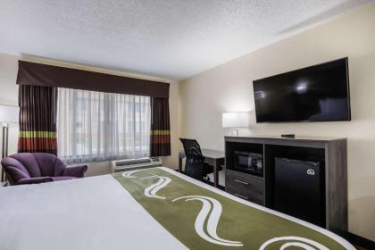 Quality Inn & Suites - image 12