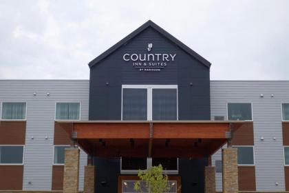 Country Inn & Suites by Radisson Ft. Atkinson WI - image 13