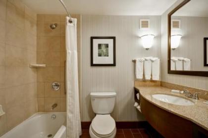 Hilton Garden Inn Fort Collins - image 2