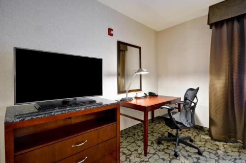 Hilton Garden Inn Fort Collins - image 3